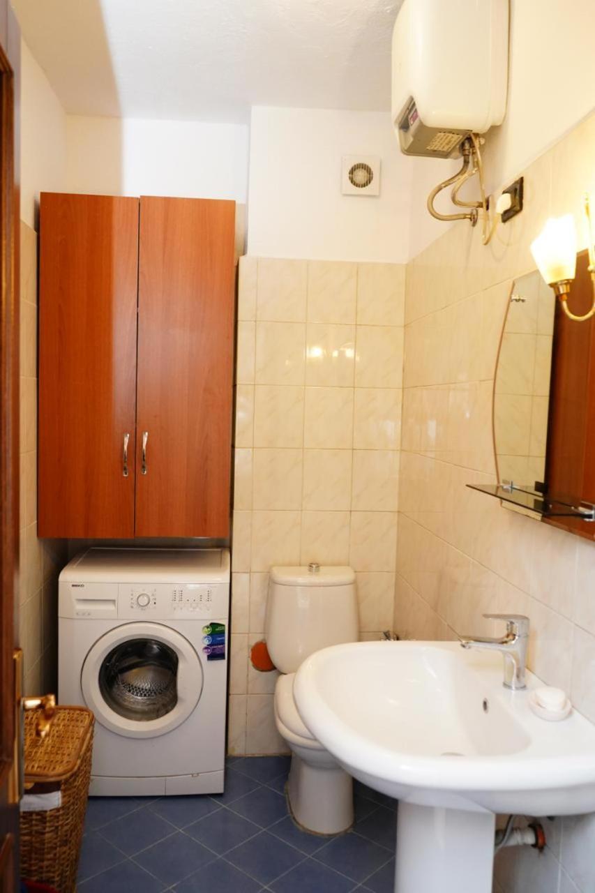 New Bazaar Bliss Appartement Tirana Buitenkant foto